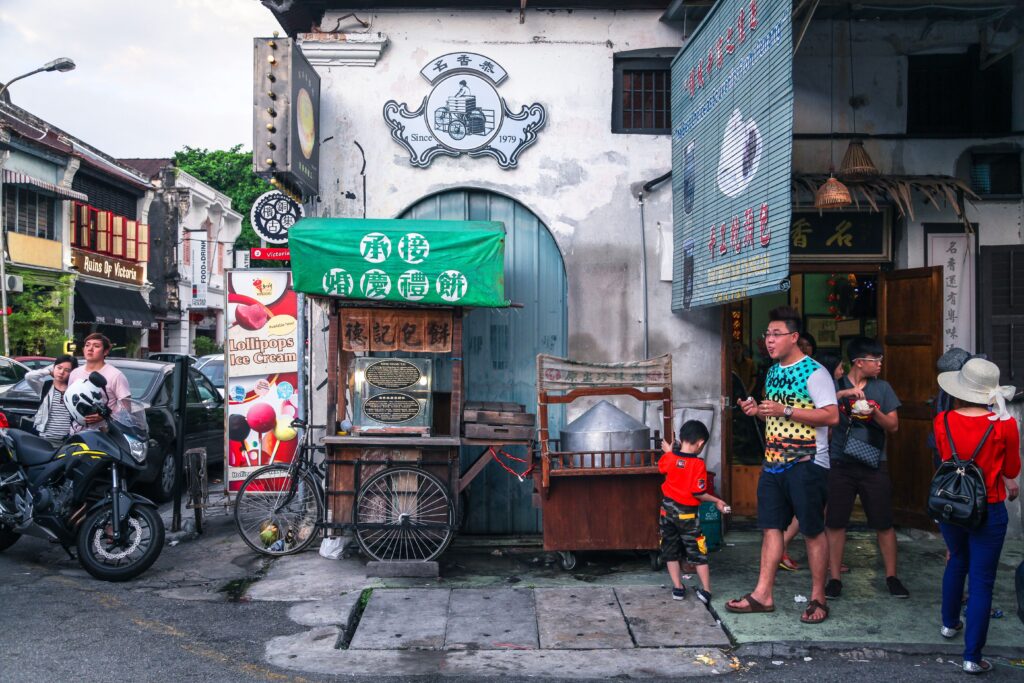 The Ultimate Foodie Guide to Char Kway Teow in Penang, Malaysia: Where Authentic Penang Street Comes Alive