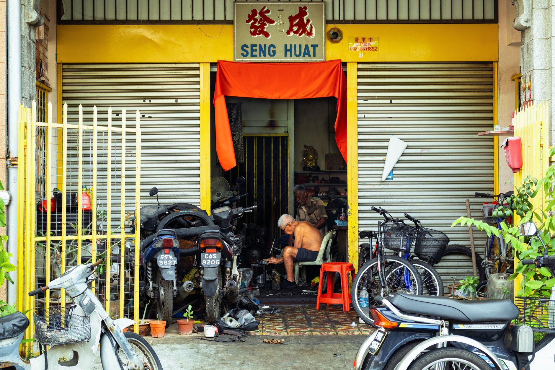 Interior Char Kway Teow Siam Road