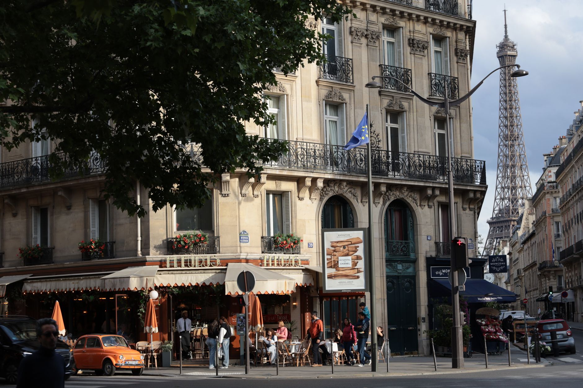 Le Jules Verne