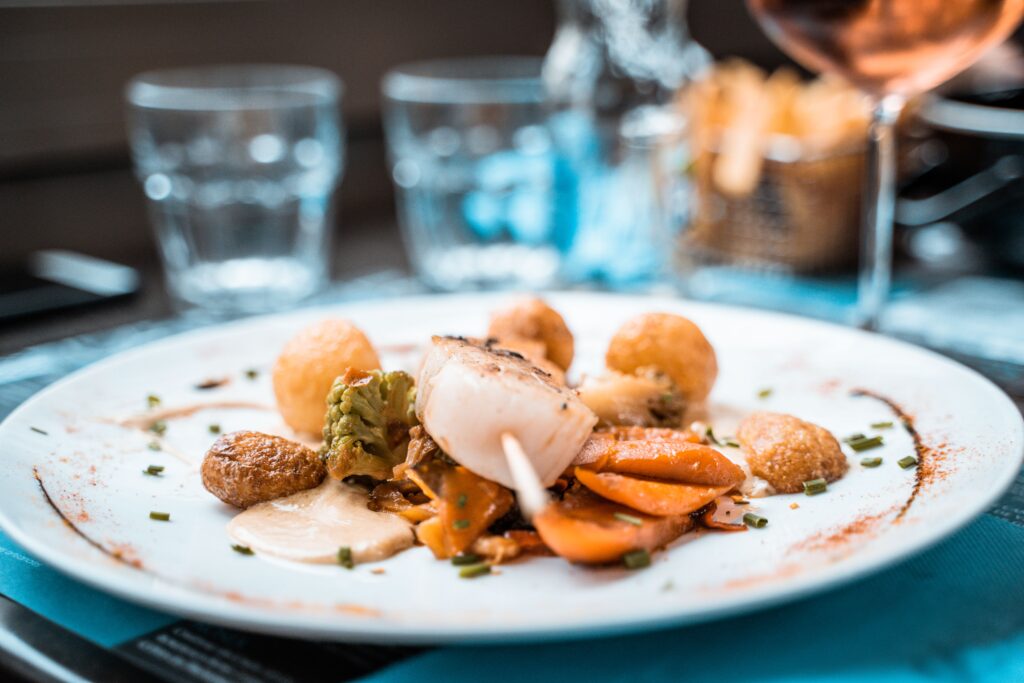Le Jules Verne Review: Destinasi Kuliner France Terbaik di Paris