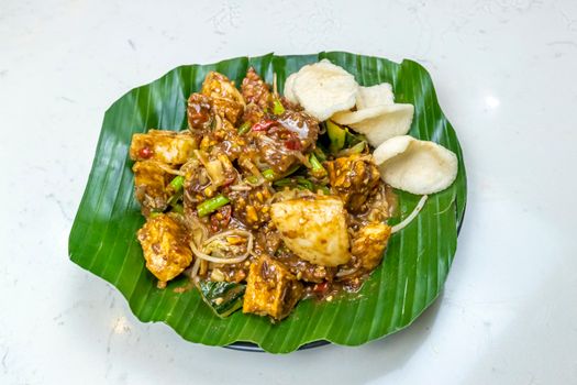Panduan Wisata Kuliner Jawa Timur: Rujak Soto Banyuwangi, Restaurant Khas Banyuwangi dengan Cerita Panjang di Balik Setiap Suapan