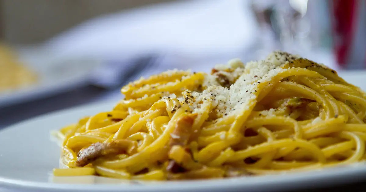 Pasta Carbonara Italia - Kuliner Asia & Eropa